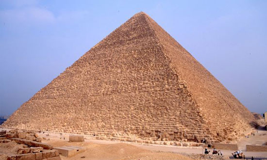 ピラミッド（イメージ）